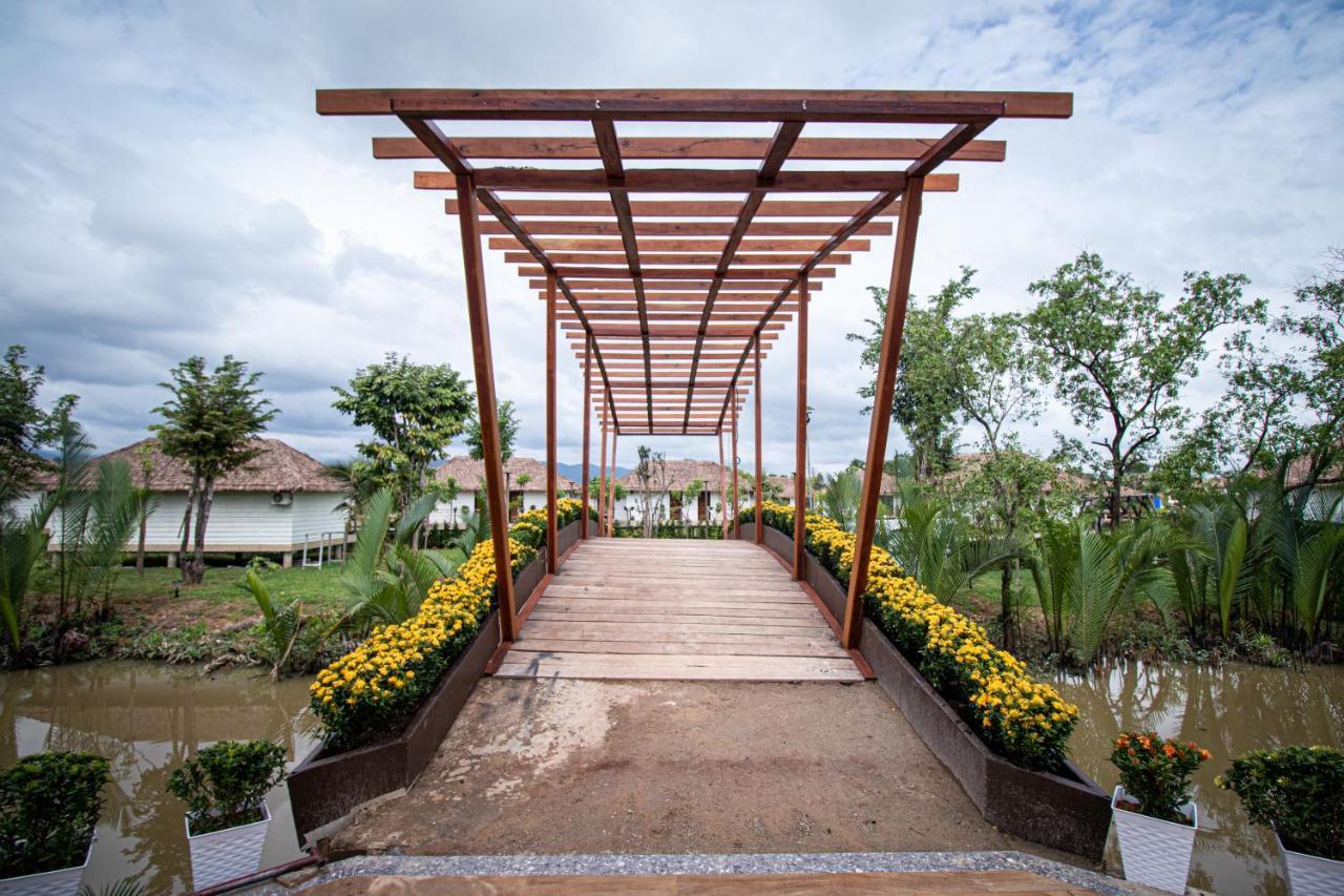 Good Time Relax Resort Kampot Eksteriør billede