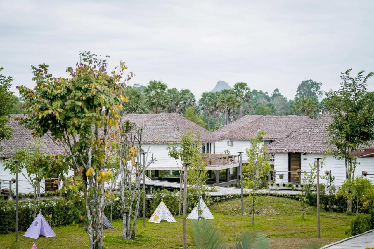 Good Time Relax Resort Kampot Eksteriør billede