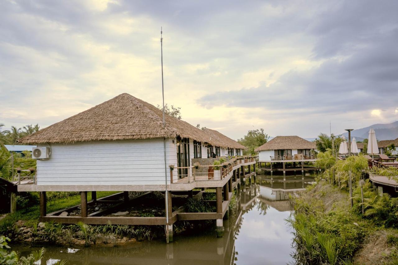 Good Time Relax Resort Kampot Eksteriør billede