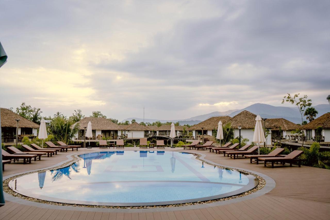 Good Time Relax Resort Kampot Eksteriør billede